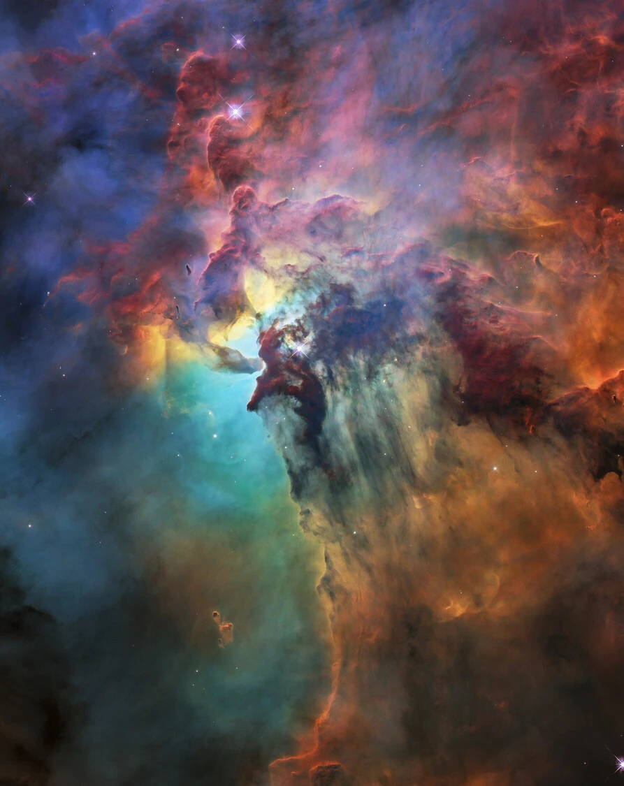 Colourful image of the Lagoon Nebula